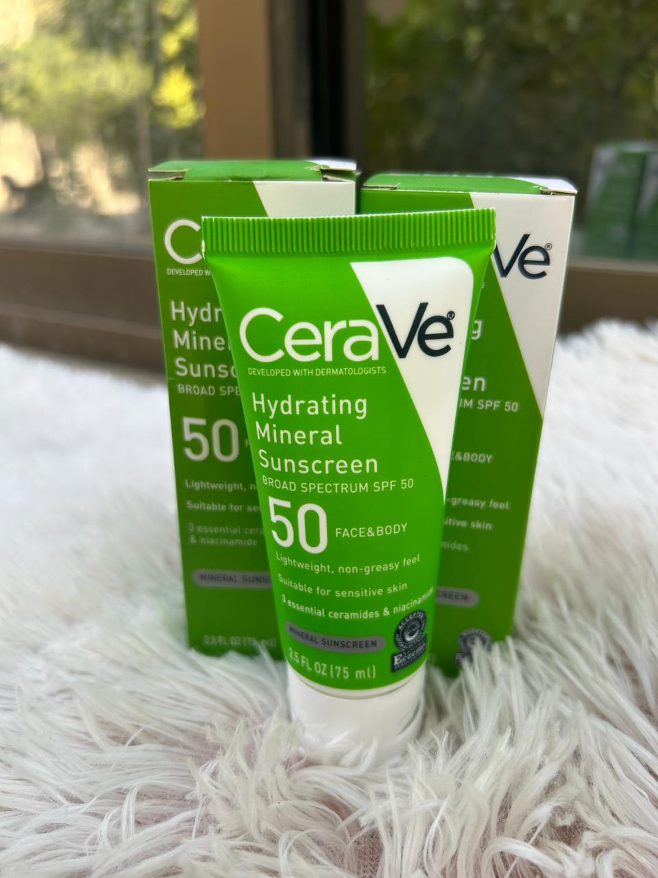 CeraVe Hydrating Mineral Sunscreen Green SPF.50